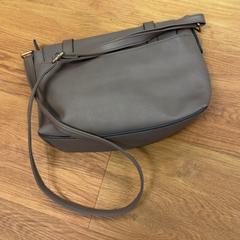 Kabelka, jak nahlášeno GVB pomocí iLost