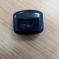 이어버드 홀더 Zwart, iLost를 사용하여 Connexxion Amstelland-Meerlanden Schiphol Noord에 보고됨