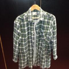 Blouse Groen/Wit geruit, zoals gemeld door TivoliVredenburg met iLost