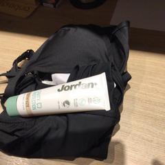 Bikini & Tandpasta, segundo informou Van der Valk Hotel Amsterdam Zuidas usando iLost