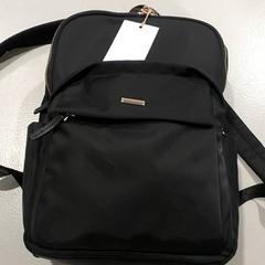 バックパック Maria Kamenova がiLostで Regio Oost-Vlaanderen によって報告されました