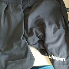 Kleding - Broek Zwart, ako bolo nahlásené Centraal magazijn pomocou iLost