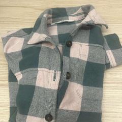 Barnskjorta rutig Grön rosa, a été signalé par IKEA Jönköping utilisant iLost