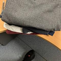 Vestiti, come riportato da Sheraton Brussels Airport Hotel utilizzando iLost