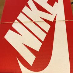 Obuv, jak nahlášeno Designer Outlet Roermond pomocí iLost