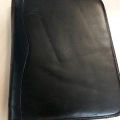 Hainbat - Map met rits zwart, gisa salatu by Centraal magazijn iLost erabiliz