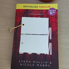 Literatura - Boek, ha sido reportado por Regio Limburg - Leuven con iLost