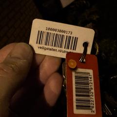 sleutels met een veiligstallen utrecht label, jak bylo nahlášeno na iLost