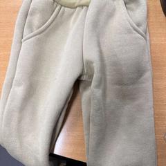 Byxor beige 18 maanden/81cm, rapporterat av VITAZ campus Sint-Niklaas med iLost
