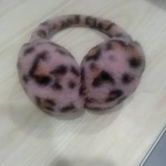 Ear muffs, as reported by IKEA Kållered using iLost