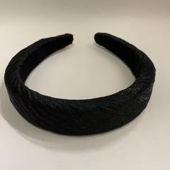 カチューシャ, como reportado por IKEA鶴浜 utilizando o iLost