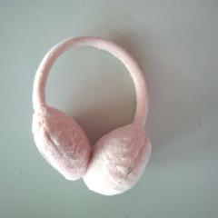 Vêtements, a été signalé par Twisto utilisant iLost