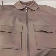 Jacke Beige, gemeldet von Arriva Limburg Noord über iLost