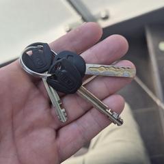 Sleutelbos ABUS 3 sleutels X231645, gerapporteerd met iLost