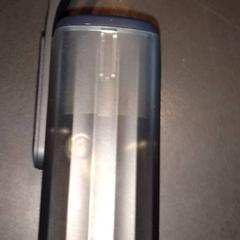 علبة سماعة رأس met oortjes، كما تم الإبلاغ عنه بواسطة TivoliVredenburg عبر iLost