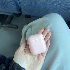 Roze airpods, iLost에 보고됨