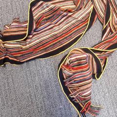 Sciarpa, come riportato da Grand Hotel Amrath Kurhaus utilizzando iLost