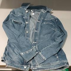 Kleding Jas, rapporterat av Centraal magazijn med iLost
