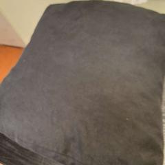 Coussin noir, a été signalé par TCL utilisant iLost