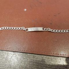 Bijou gourmette، كما تم الإبلاغ عنه بواسطة TCL عبر iLost