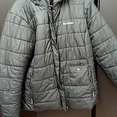 Chaqueta Zwart, ha sido reportado por Qbuzz GD Groningen Peizerweg con iLost
