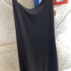 Robe Black, a été signalé par MEININGER Hotel Berlin Central Station utilisant iLost