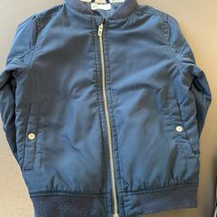 Chaqueta, ha sido reportado por Gebo Tours con iLost