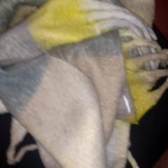 Sjaal, zoals gemeld door TivoliVredenburg met iLost