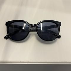 Gafas de sol, ha sido reportado por IKEA Haarlem con iLost