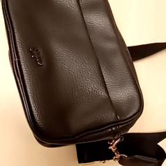 Torba, zgłoszono przez Mövenpick Hotel Amsterdam City Centre przy użyciu iLost