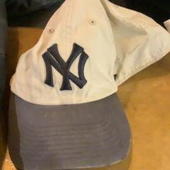 Gorra, ha sido reportado por Café Leentje con iLost