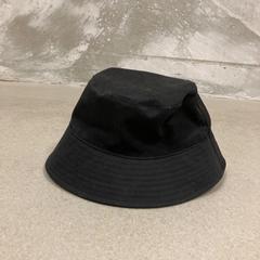 Pet Zwart, ha sido reportado por Pathé Ypenburg con iLost