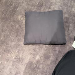 وسادة، كما تم الإبلاغ عنه بواسطة Van der Valk Hotel Haarlem عبر iLost