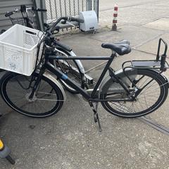 Fiets Cortina met krat, som rapporterats till iLost