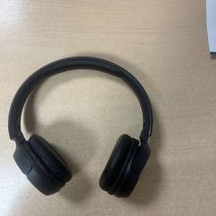 Hörlurar black, rapporterat av DoubleTree by Hilton Rotterdam Centre med iLost