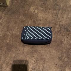 Neceser, ha sido reportado por Van der Valk Hotel Haarlem con iLost