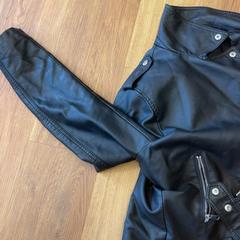 Casaco, como reportado por GVB utilizando o iLost