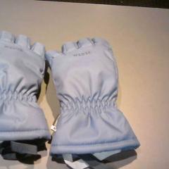 Eskularruak, gisa salatu by SnowWorld Landgraaf iLost erabiliz