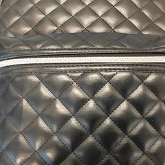 バックパック がiLostで Centraal magazijn によって報告されました