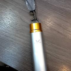 Portaocchiali con occhiali Silver, come riportato da Leonardo Royal Hotel Amsterdam utilizzando iLost