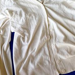 조끼 Beige, iLost를 사용하여 IKEA Rennes - Pacé에 보고됨