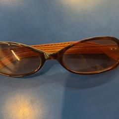 Sunglasses, as reported by IKEA福岡新宮 using iLost