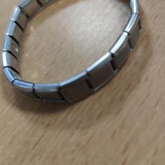 Bracelet Zilver metaal, as reported by VITAZ campus Sint-Niklaas using iLost