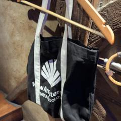 Bag Black, som rapportert av Club Nyx/Exit Café ved bruk av iLost
