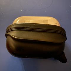 AirPods case, iLost-i jakinarazi zaion moduan