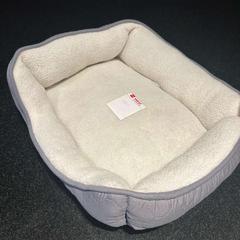 Cesto hondenmand mand, como reportado por Hotel Van der Valk Harderwijk op de Veluwe utilizando o iLost