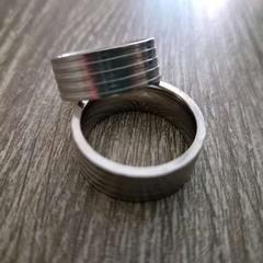 Eraztunak 2 matchende ringen, gisa salatu by Bospop iLost erabiliz