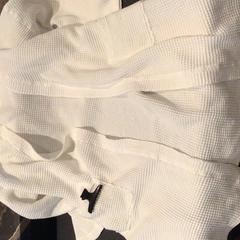 Roupão de banho, como reportado por Van der Valk Hotel Amsterdam Zuidas utilizando o iLost