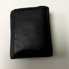 Portefeuille - Genin, a été signalé par Centraal magazijn utilisant iLost