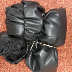 Leather coat zwart, as reported by Arriva West-Brabant using iLost